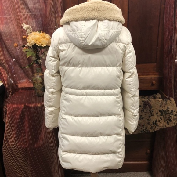 Coach luxury women’s cream long puffer jacket- NWOT- Size Large - Picture 3 of 10